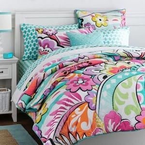 PB TEEN Full/Queen Hibiscus Quilt + Sham